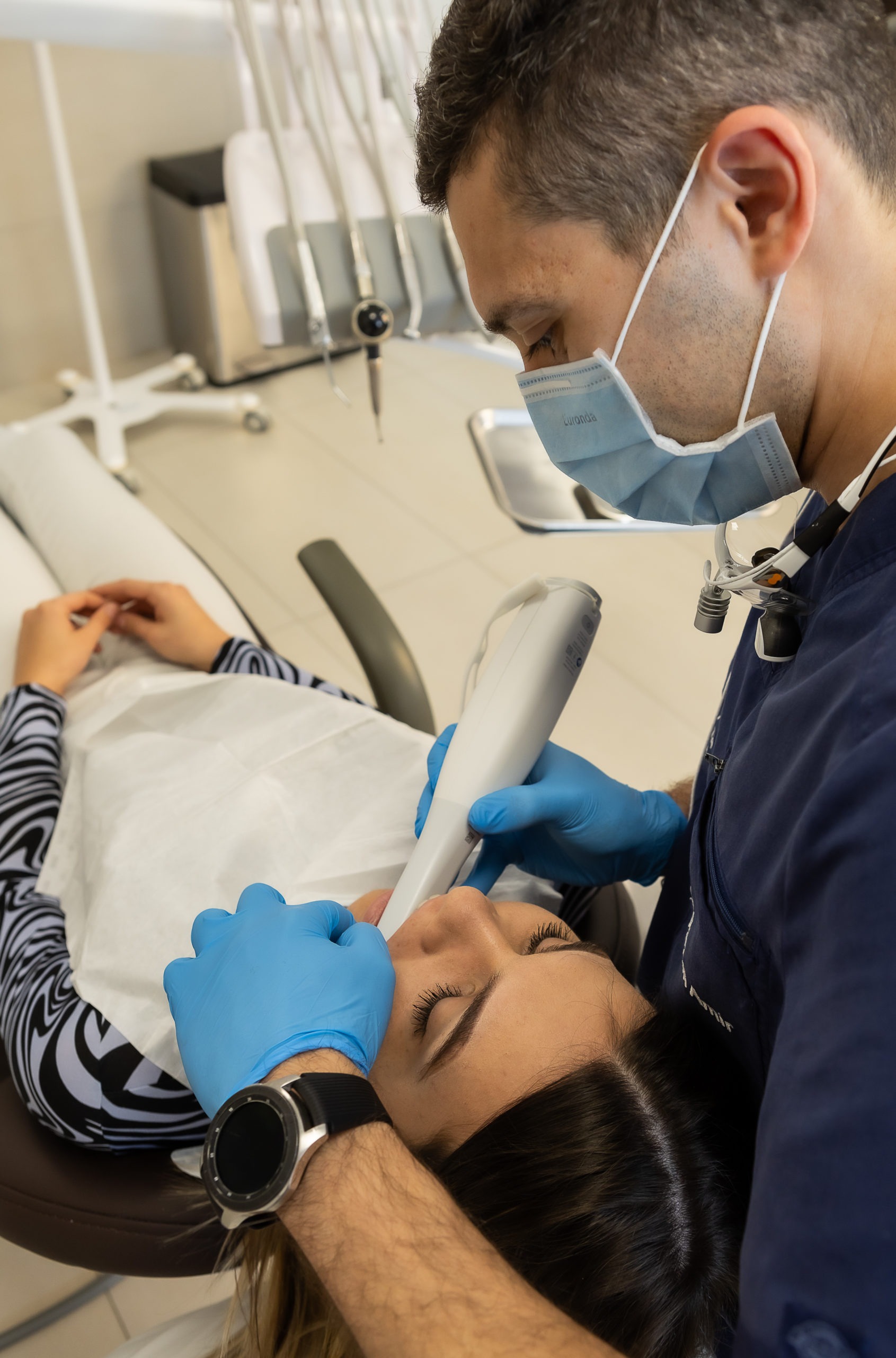 Kezelés_szolgáltatások_mydentalclinic.hu